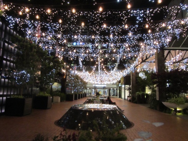 Many lights
